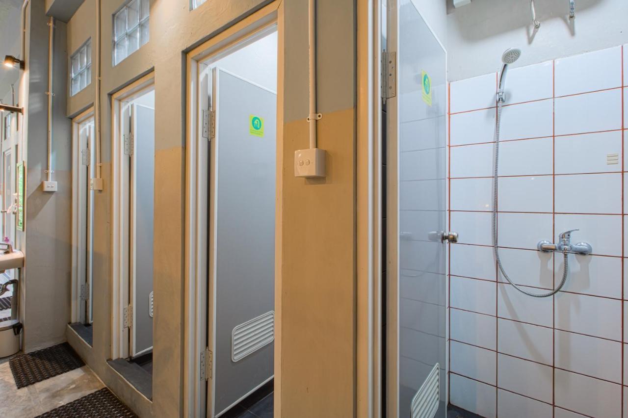 Kolo Kolo Vandrarhem Kejayan Exteriör bild