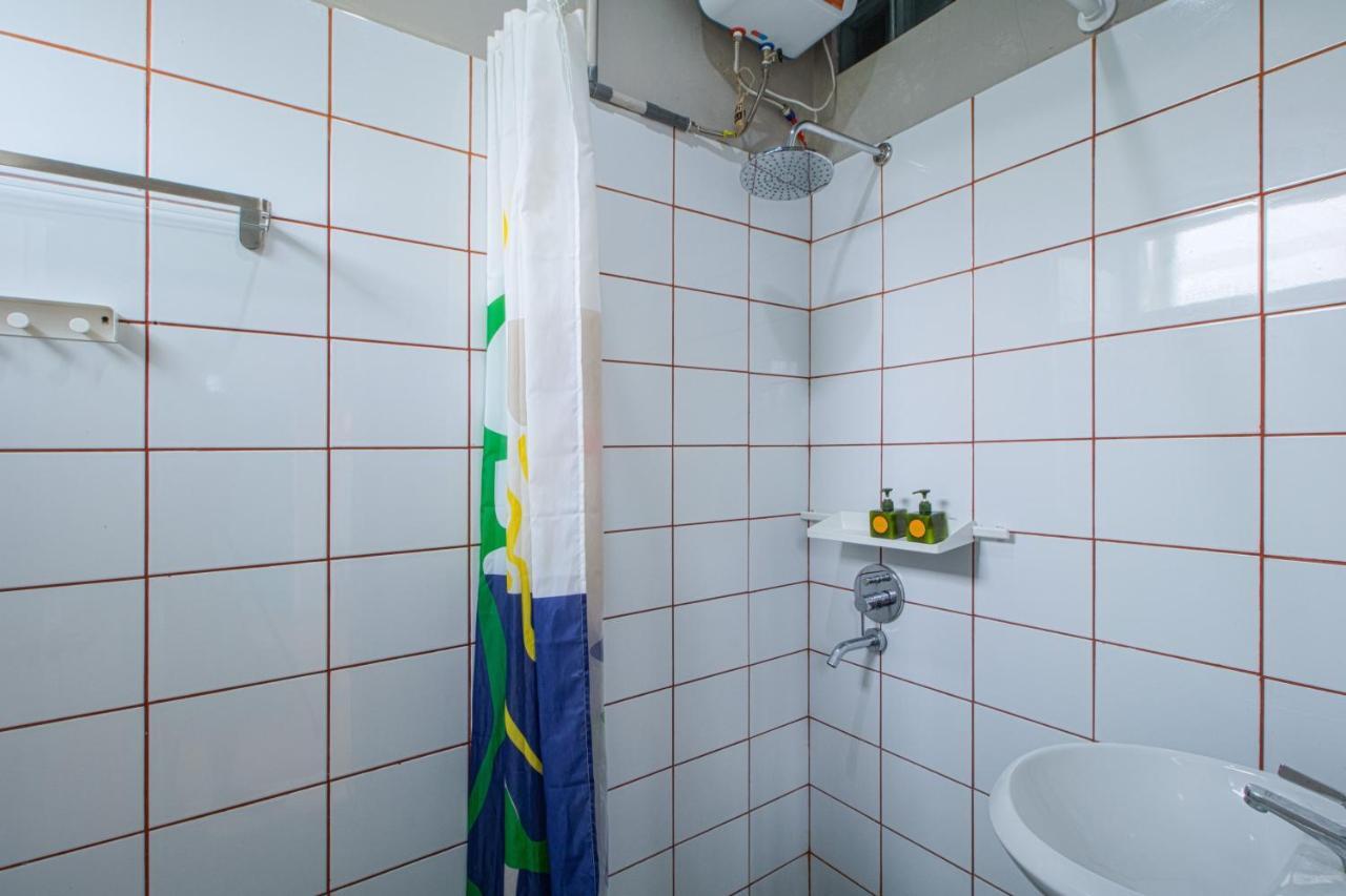 Kolo Kolo Vandrarhem Kejayan Exteriör bild